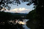 Abendstimmung im Amazonasbecken am Río Arajuno von der Terraasse der Liana Lodge aufgenommen